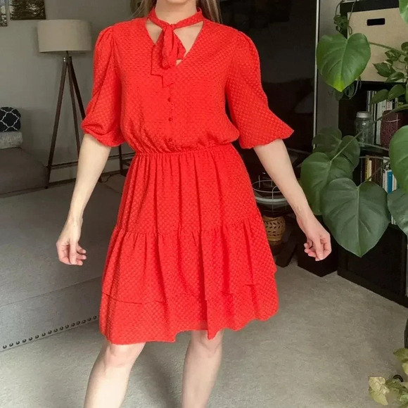 Nanette Lepore  Red Tiered Tie Neck Dress Size 6 - Picture 2 of 6